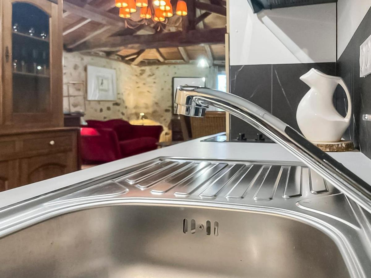 Holiday home Le Clos Des Ecorcins - Terrasse - Parking Prive